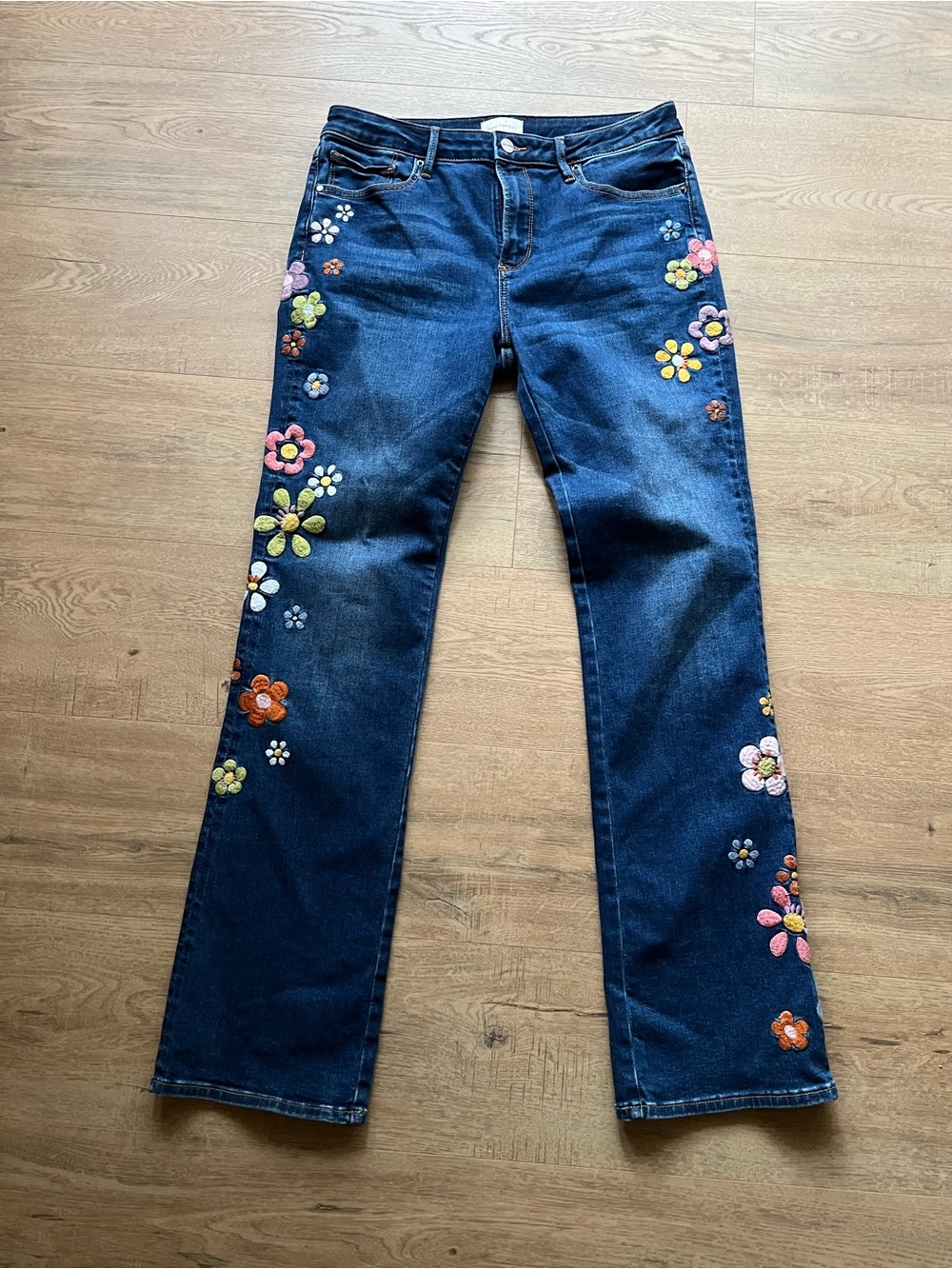 DRIFTWOOD Kelly Dark Blue Jeans with Colorful Floral Embroidery